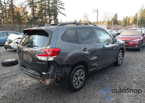 2021 Subaru Forester Premium z USA, uszkodzony, nr VIN JF2SKAFC9MH434338
